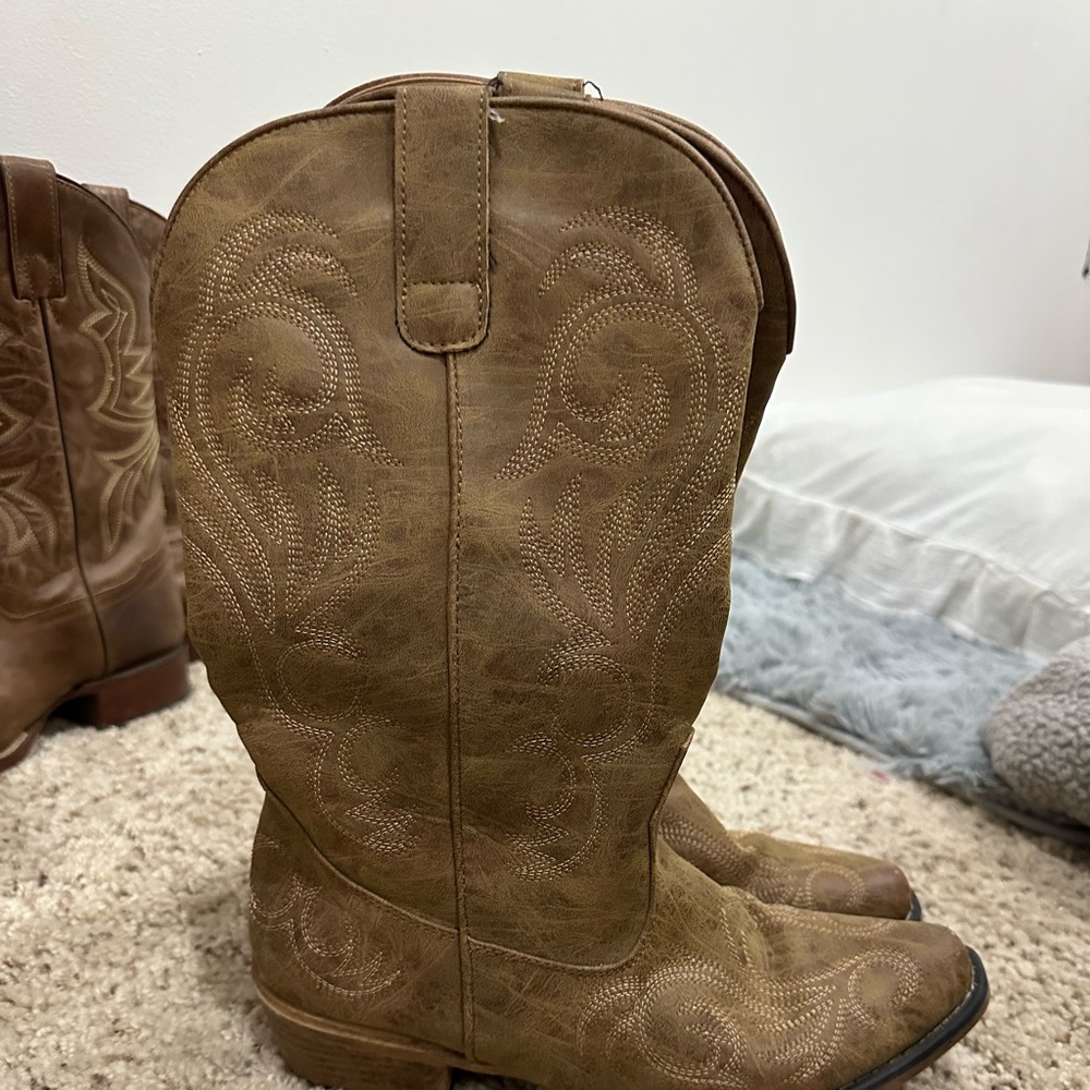 Roper Light brown cowgirl boots